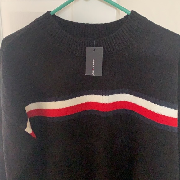 Sweater - Picture 3 of 4